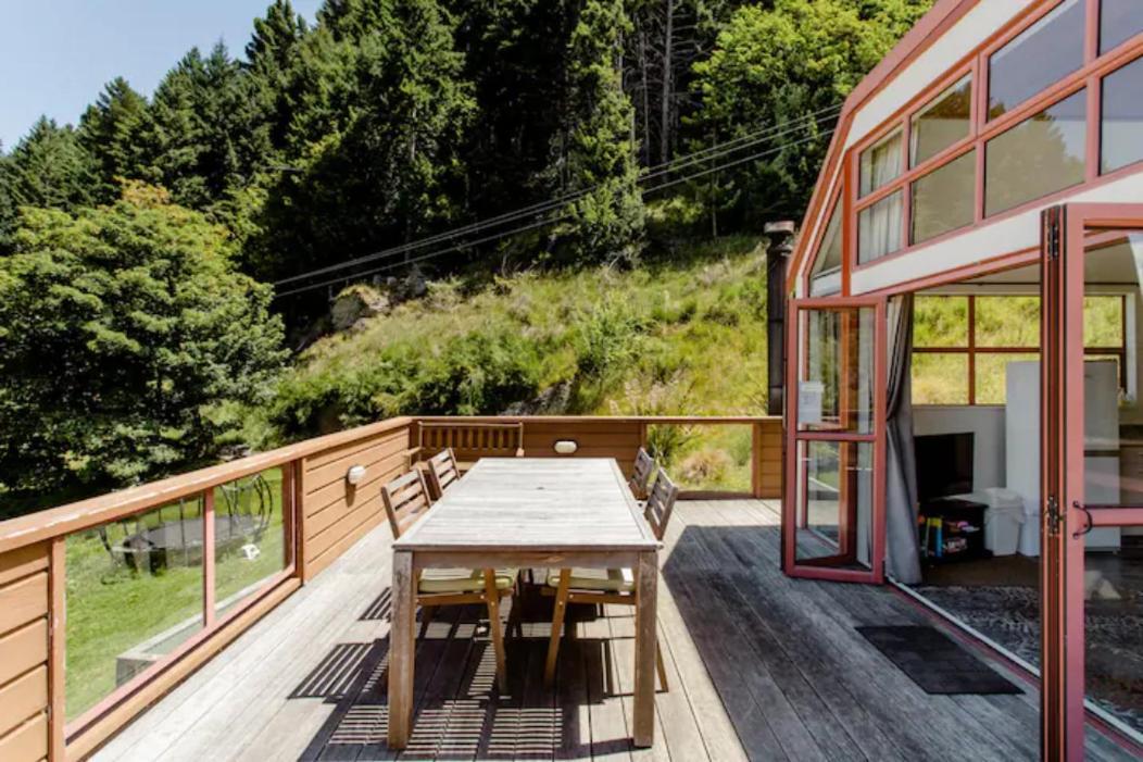 Hot Tub And Views Over Central Queenstown - Entire Holiday House 外观 照片